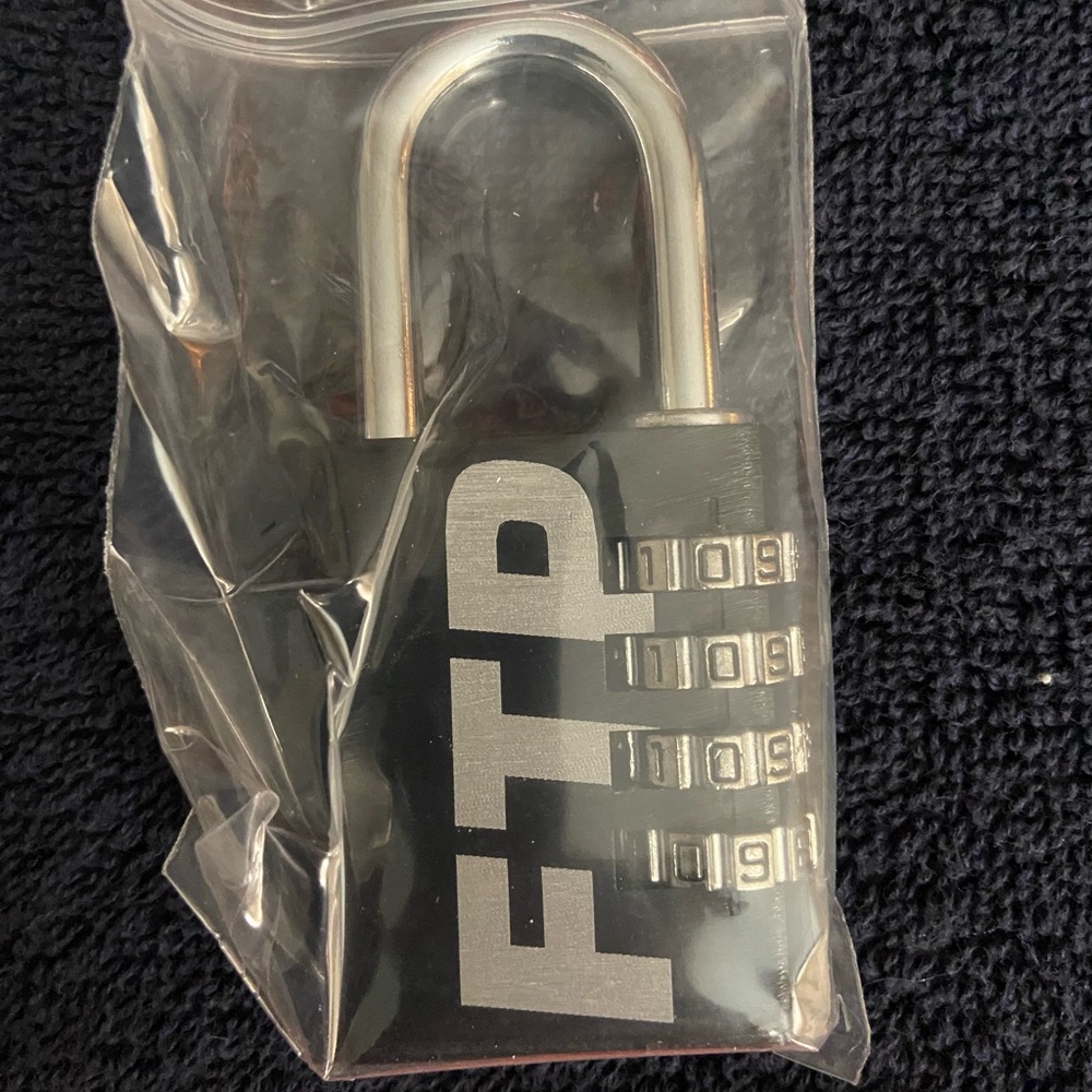 *NWT* FTP Logo Combination Padlock (O/S) - Picture 5 of 6